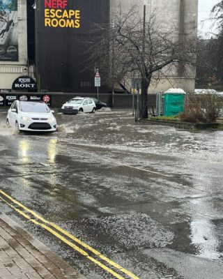 Hi Everybody, 

With the rain still falling, the road near ROKT is becoming increasingly dangerous to pass through, we recommend using an alternative route if you are dining/drinking with us this afternoon. 

(If you are coming via Rastrick; Gooder Lane or Cliffe Road are good alternative routes)

Halifax Road & Brighouse Town centre are still clear and safe to use also. 

Stay safe everybody & take extra care/ precautions. 

01484 968144 ☎️ If you need to get in touch.